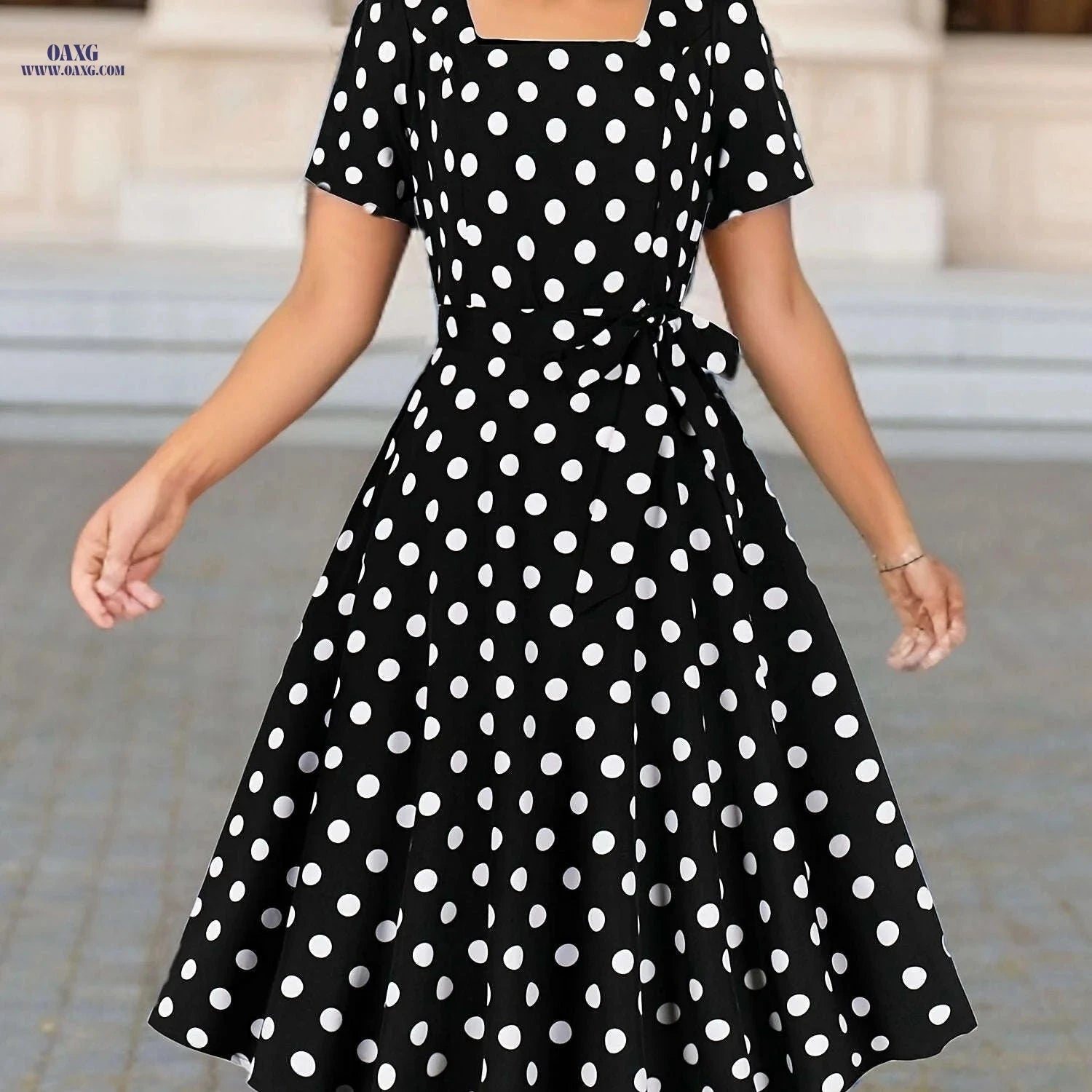 Elegant Polka Dot Short-Sleeve Dress - Square Belted Waist   OAXG 