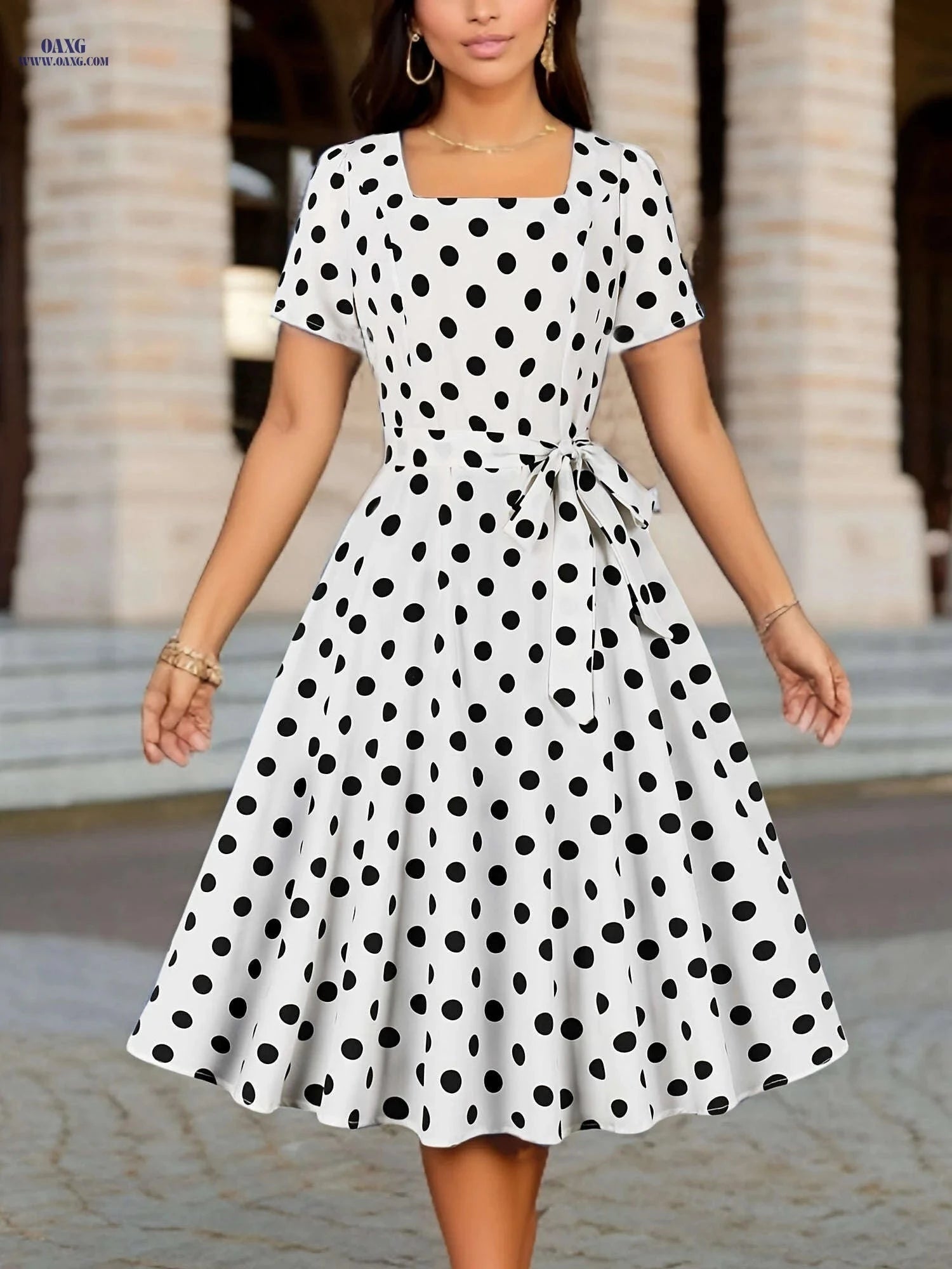 Elegant Polka Dot Short-Sleeve Dress - Square Belted Waist   OAXG 