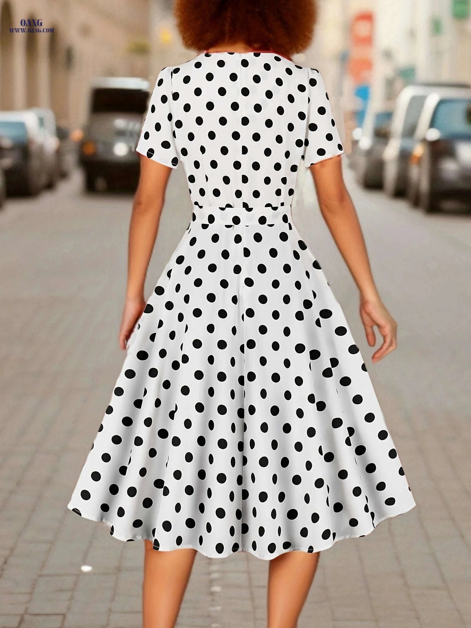 Elegant Polka Dot Short-Sleeve Dress - Square Belted Waist   OAXG 