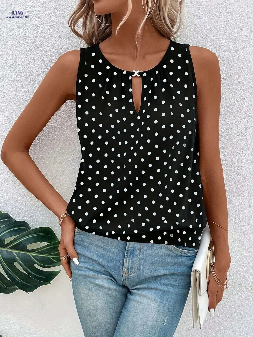 Elegant Polka Dot Tank Top - Sleeveless Cut Out Style for Summer   OAXG 