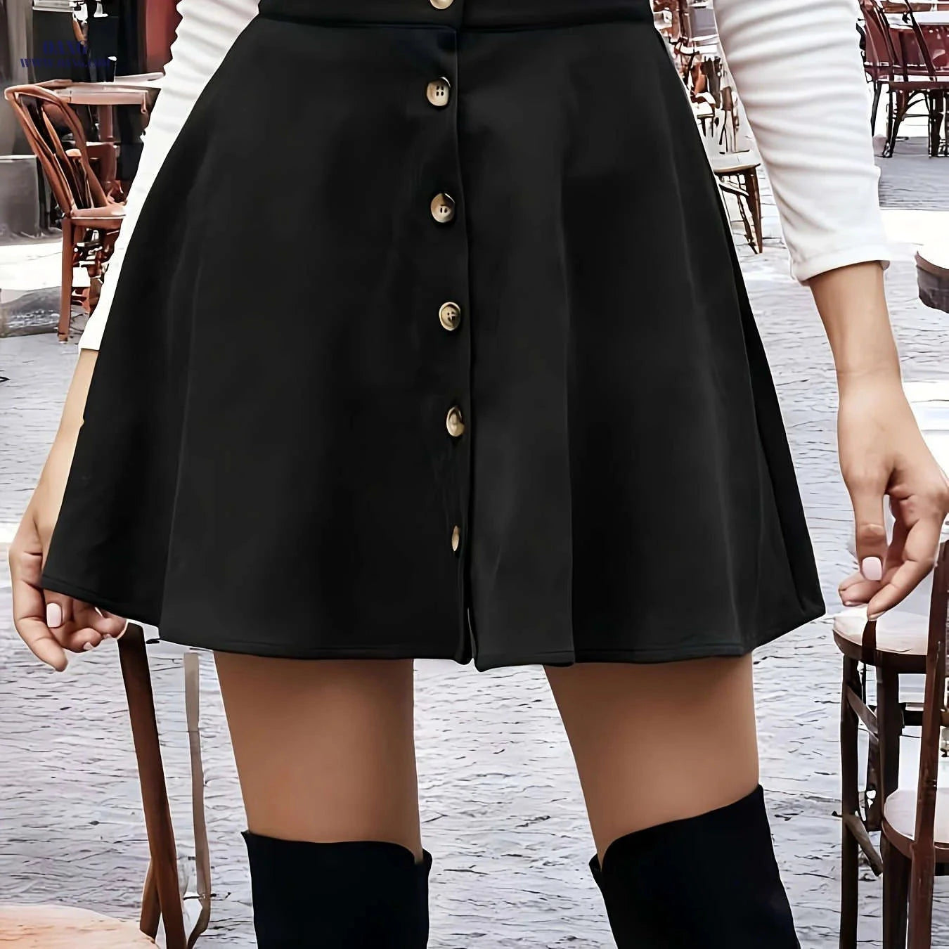 Elegant Polyester Buttoned Skirt for Women - Versatile Wardrobe Essential   OAXG 