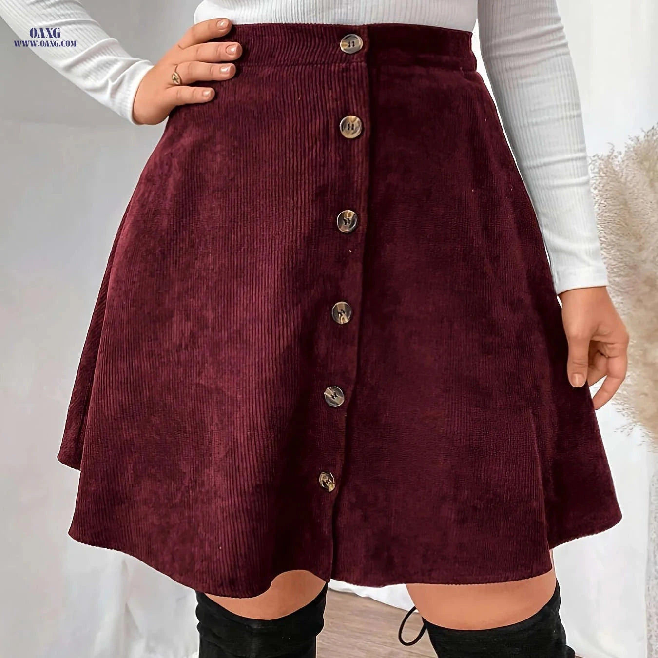 Elegant Polyester Buttoned Skirt for Women - Versatile Wardrobe Essential   OAXG 