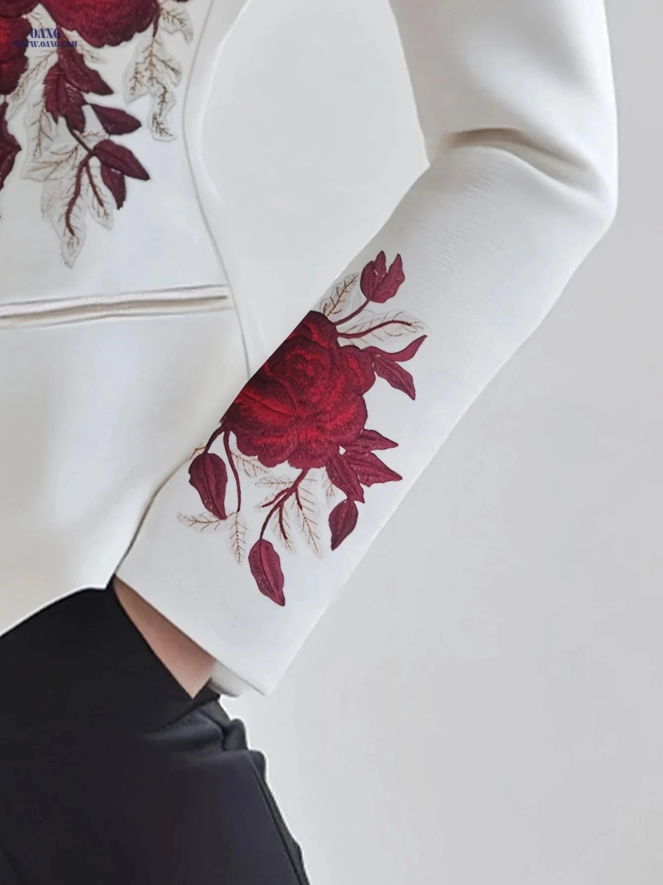 Elegant Red Rose Embroidered Suit Jacket - Chic & Fashionable   OAXG White / S