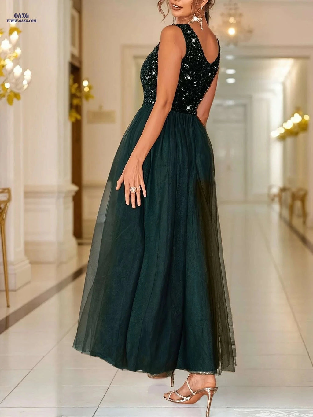 Elegant Sequin V-Neck A-Line Dress - Sleeveless Evening Gown   OAXG 