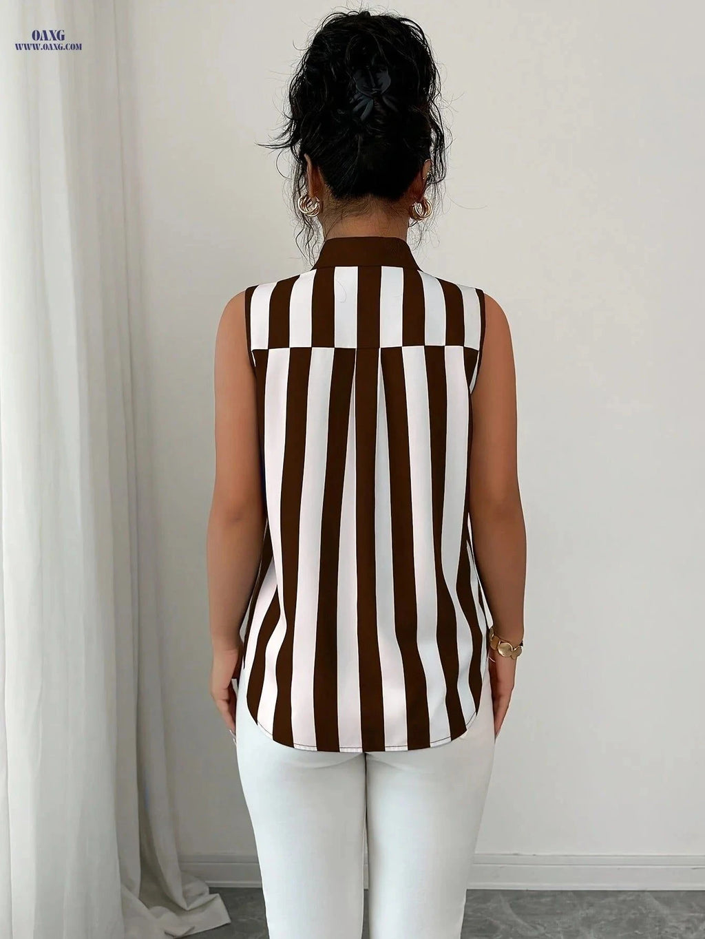 Elegant Sleeveless Casual Shirt - Loose Fit with Digital Print   OAXG Multicolor / S