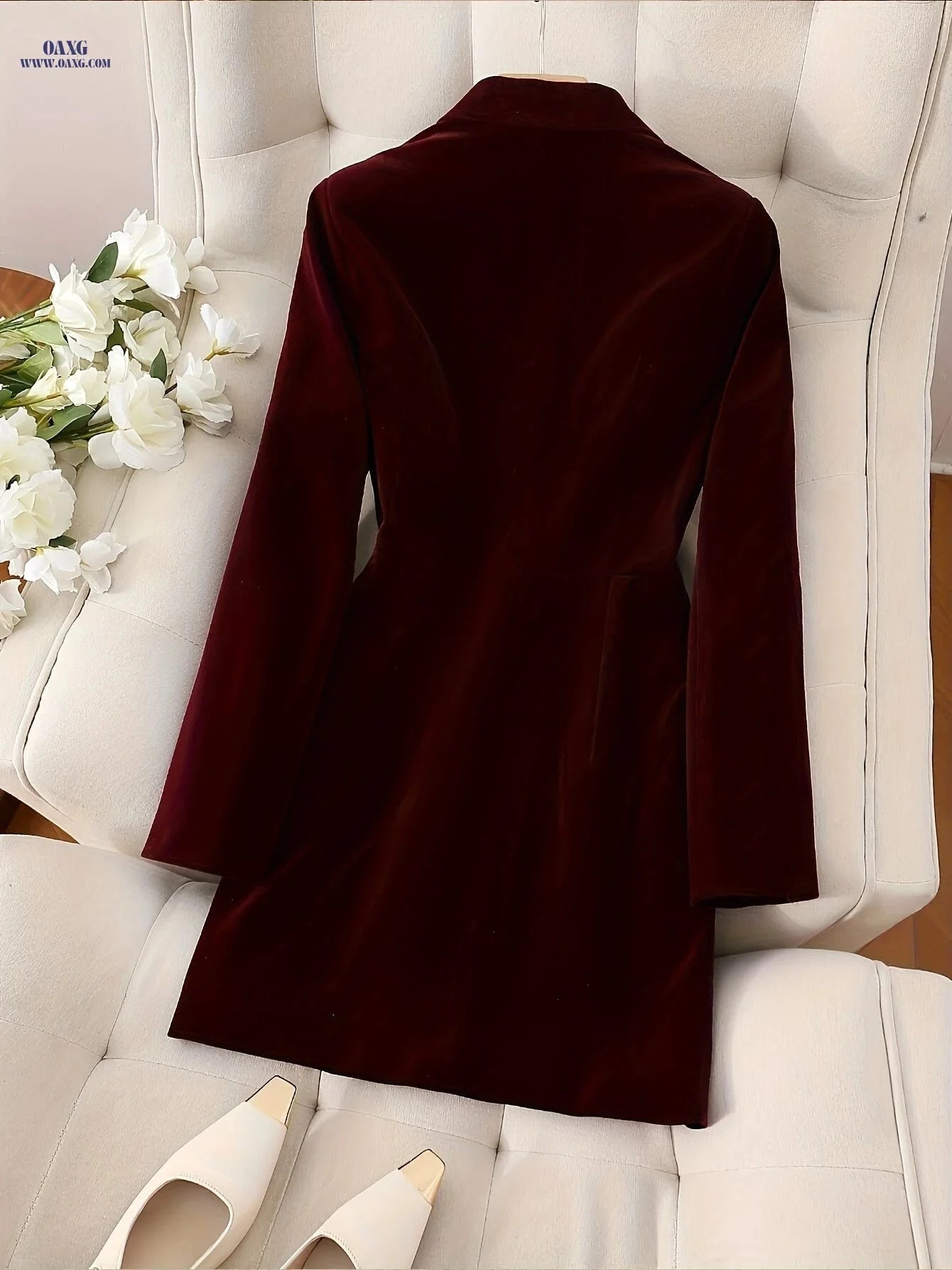 Elegant Solid Color Velvet Blazer - High-Quality Fashion for Urban Commuting   OAXG 