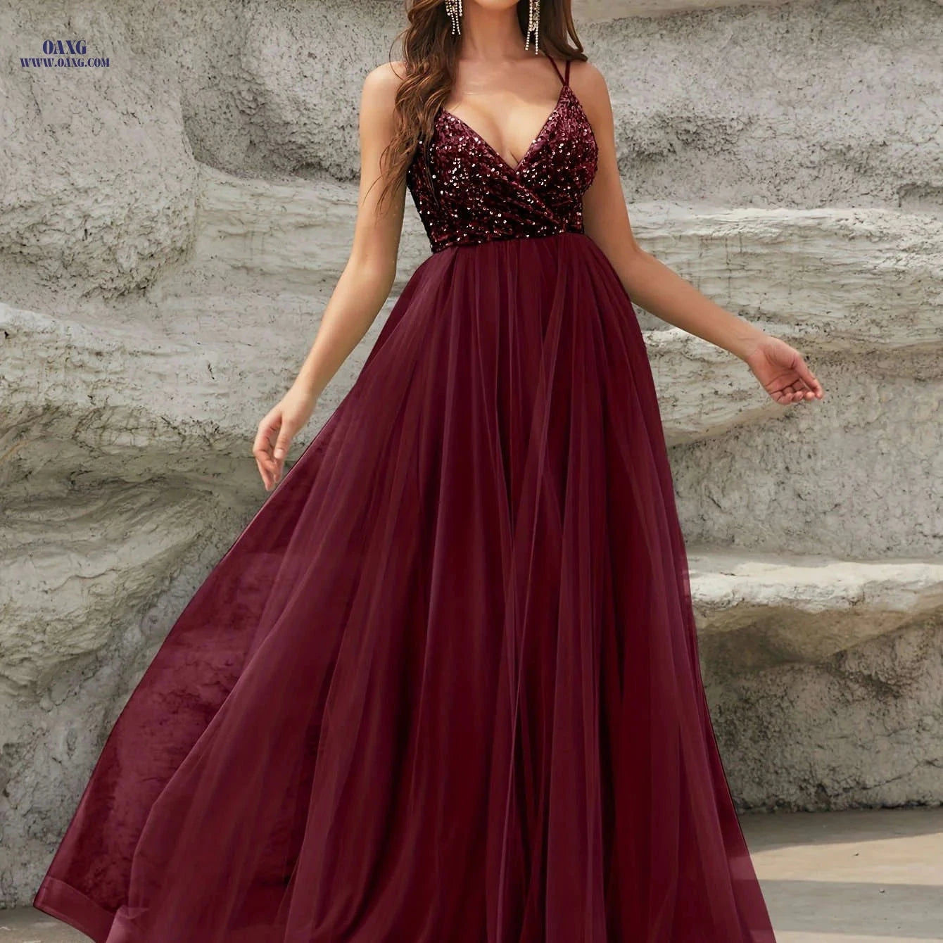 Elegant Spaghetti Strap Wedding Dress - High Waist Loose Fit Maxi   OAXG 