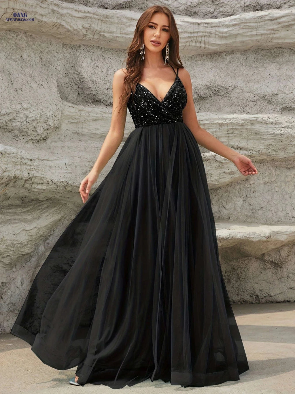 Elegant Spaghetti Strap Wedding Dress - High Waist Loose Fit Maxi   OAXG Black / XS