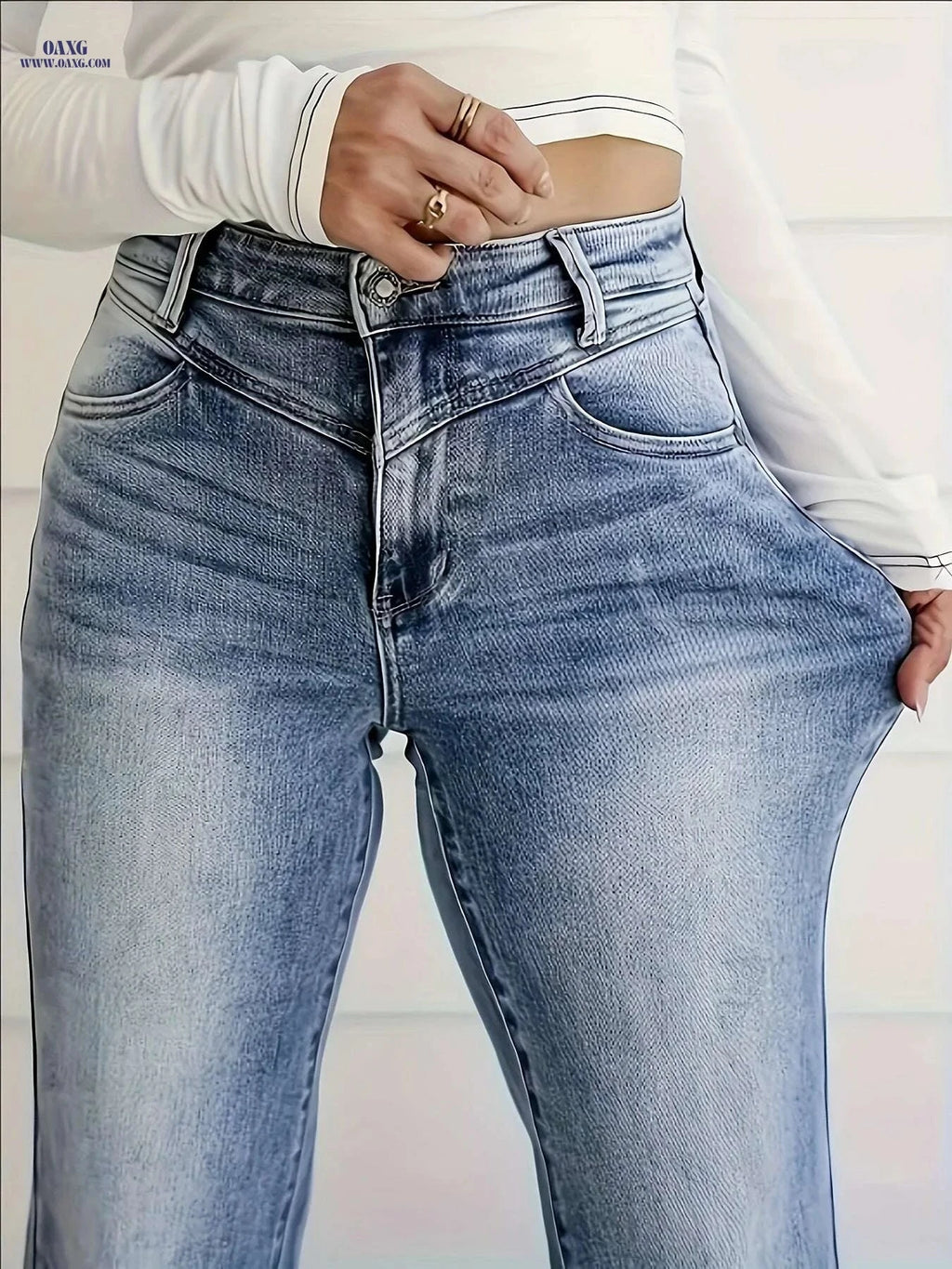 Elegant Straight-Leg Denim Jeans - High-Stretch Comfort & Ombre Hues   OAXG Blue / S