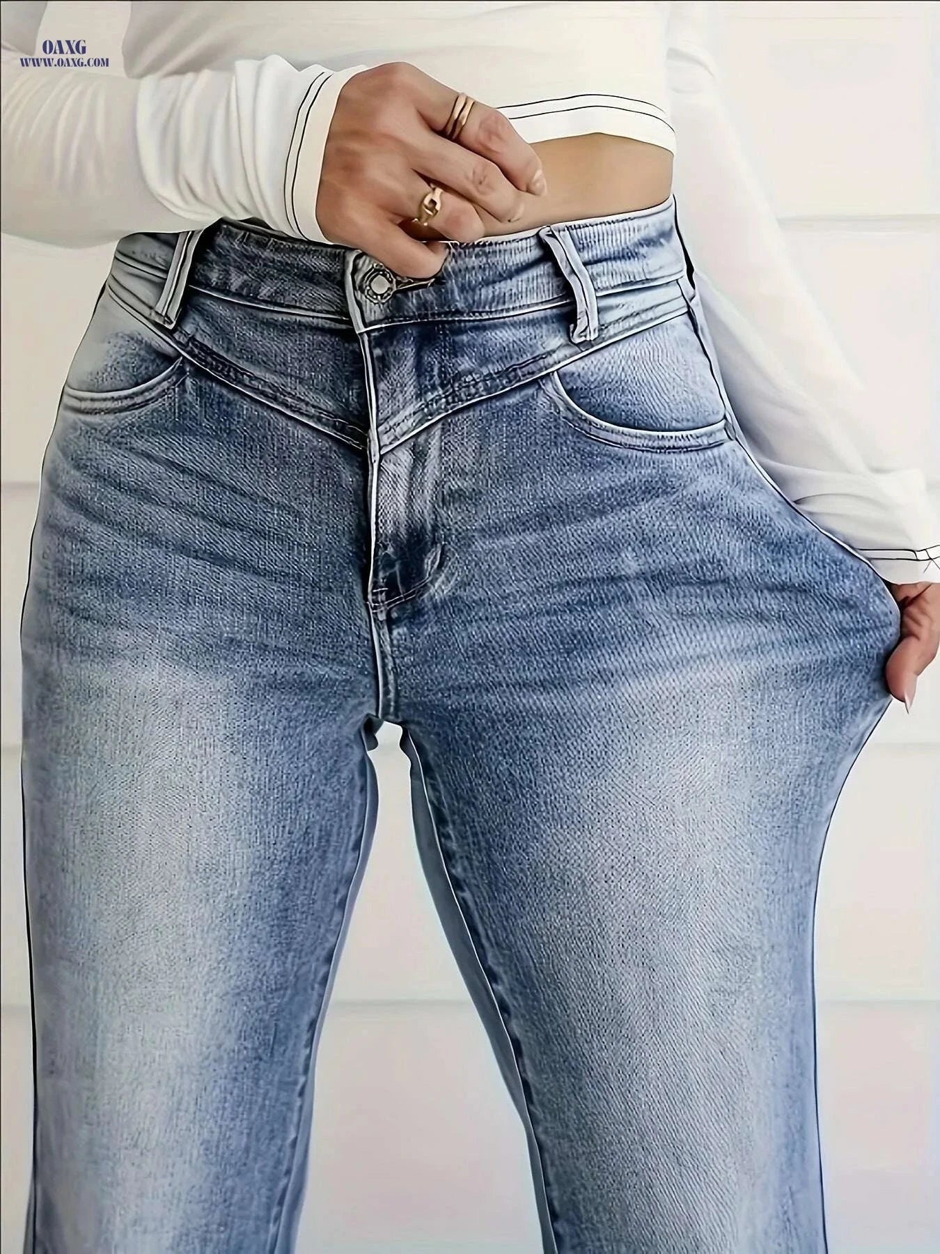 Elegant Straight-Leg Denim Jeans - High-Stretch Comfort & Ombre Hues   OAXG Blue / S