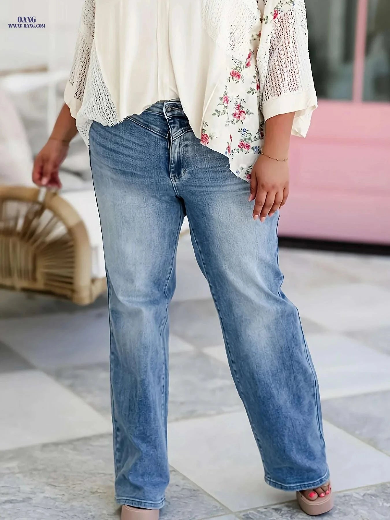 Elegant Straight-Leg Denim Jeans - High-Stretch Comfort & Ombre Hues   OAXG Blue / S