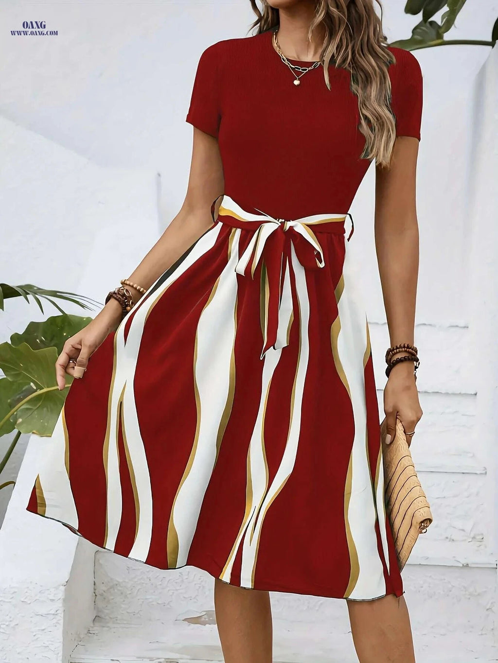 Elegant Striped Crew Neck Dress - Short Sleeve A-line for Women   OAXG 