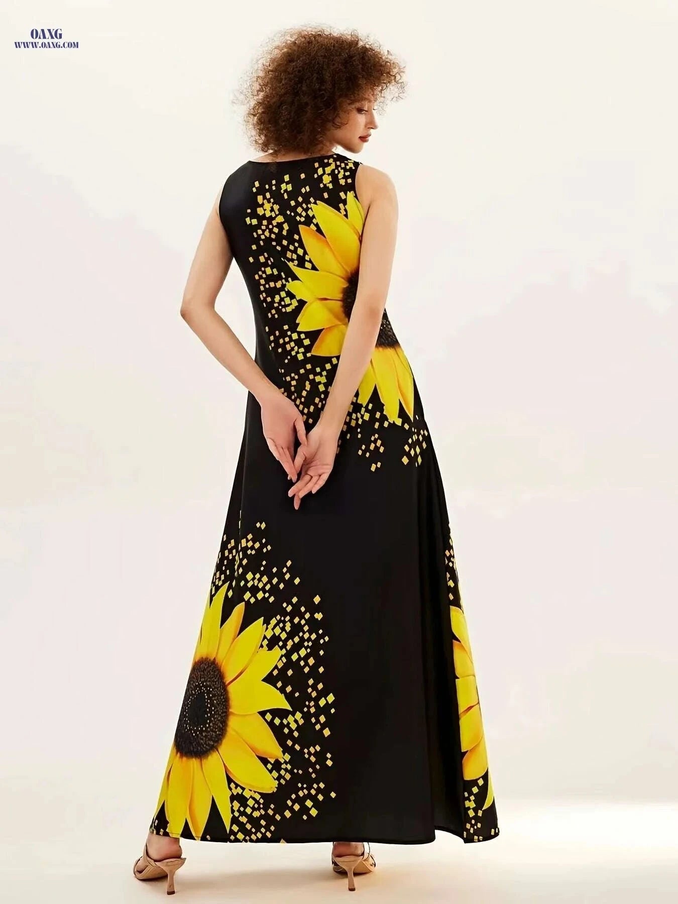 Elegant Sunflower Print Keyhole Dress - Women's Sleeveless Maxi Dress   OAXG Black / S