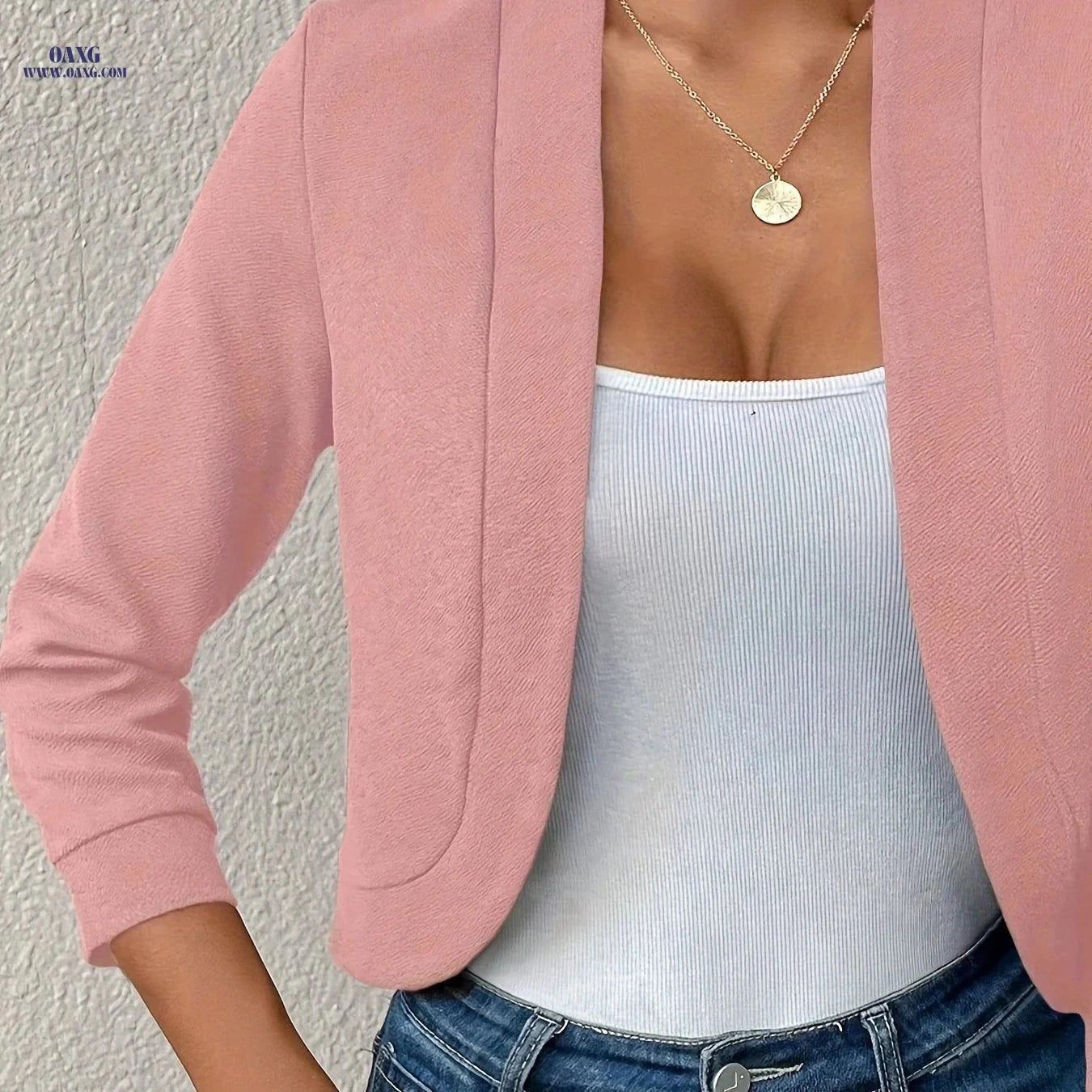 Elegant Tailored Short Blazer - Rounded Corners & Long Sleeves   OAXG Black / XS