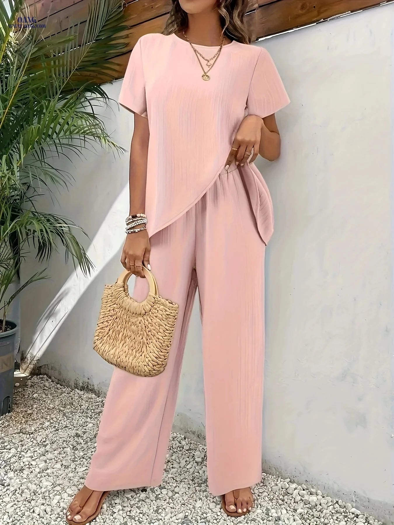 Elegant Two-Piece Set - Asymmetrical Hem Top & Wide-Leg Pants   OAXG 