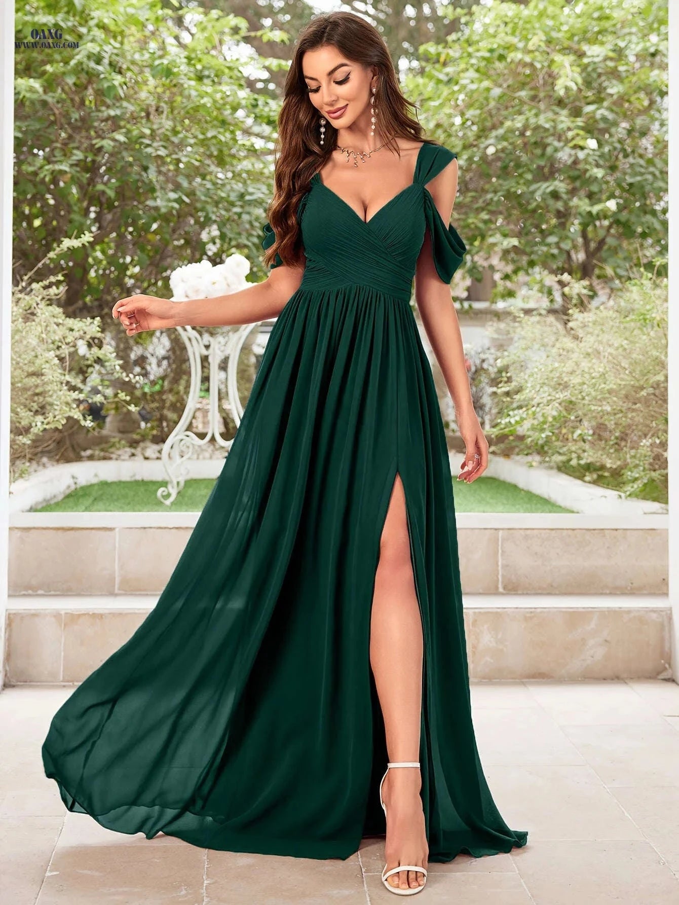 Elegant V-Neck Chiffon Dress - High Slit, Full Skirt for Bridesmaids   OAXG 