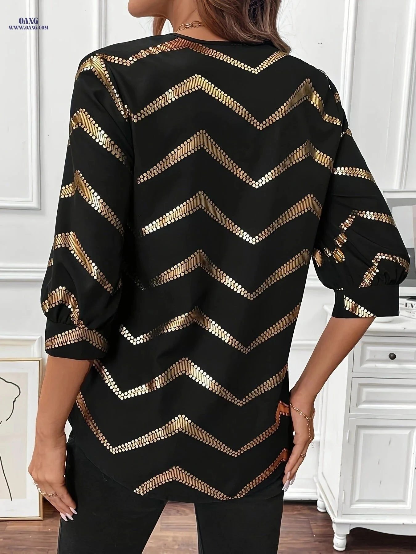 Elegant V-Neck Women's Shirt - Geometric Pattern for All Seasons   OAXG Black / S