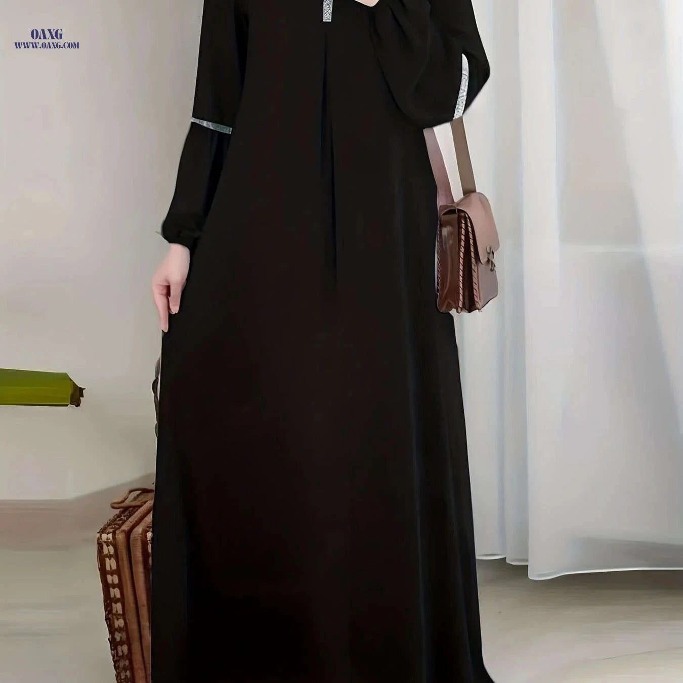 Elegant Women's Arabic Sequin Patchwork Abaya - Round Neck, Long Sleeve   OAXG 