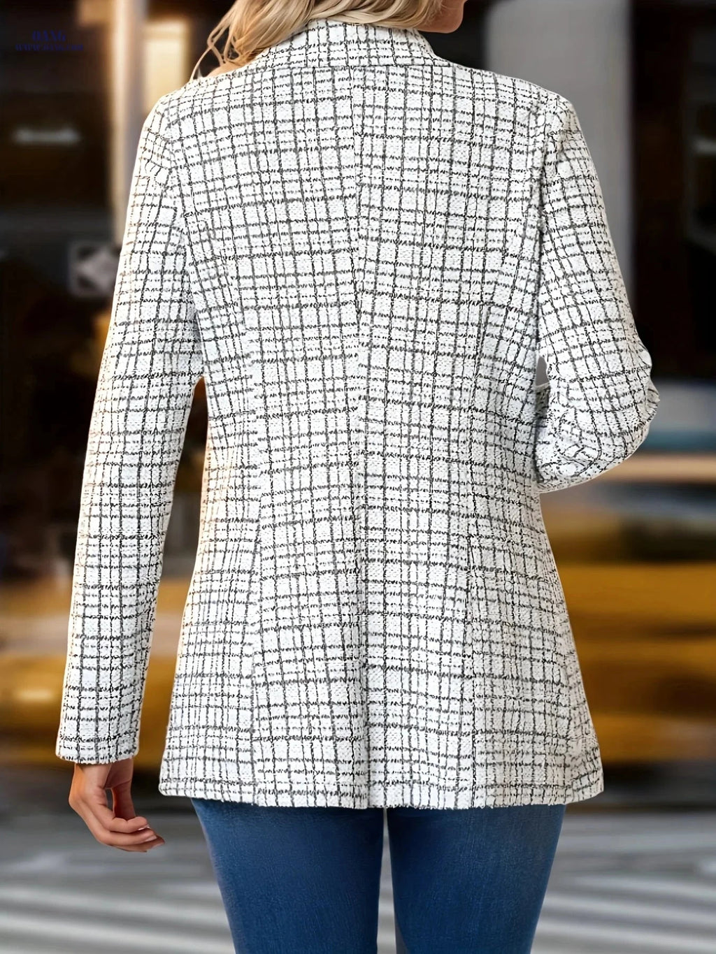 Elegant Women's Black and White Plaid Coat - Fall/Winter Casual Style   OAXG 