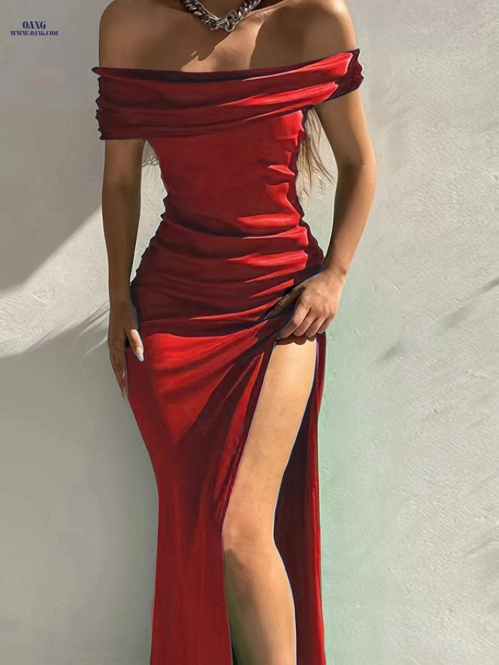 Elegant Women's Bodycon Midi Dress - Solid Color, One-Shoulder Style   OAXG 