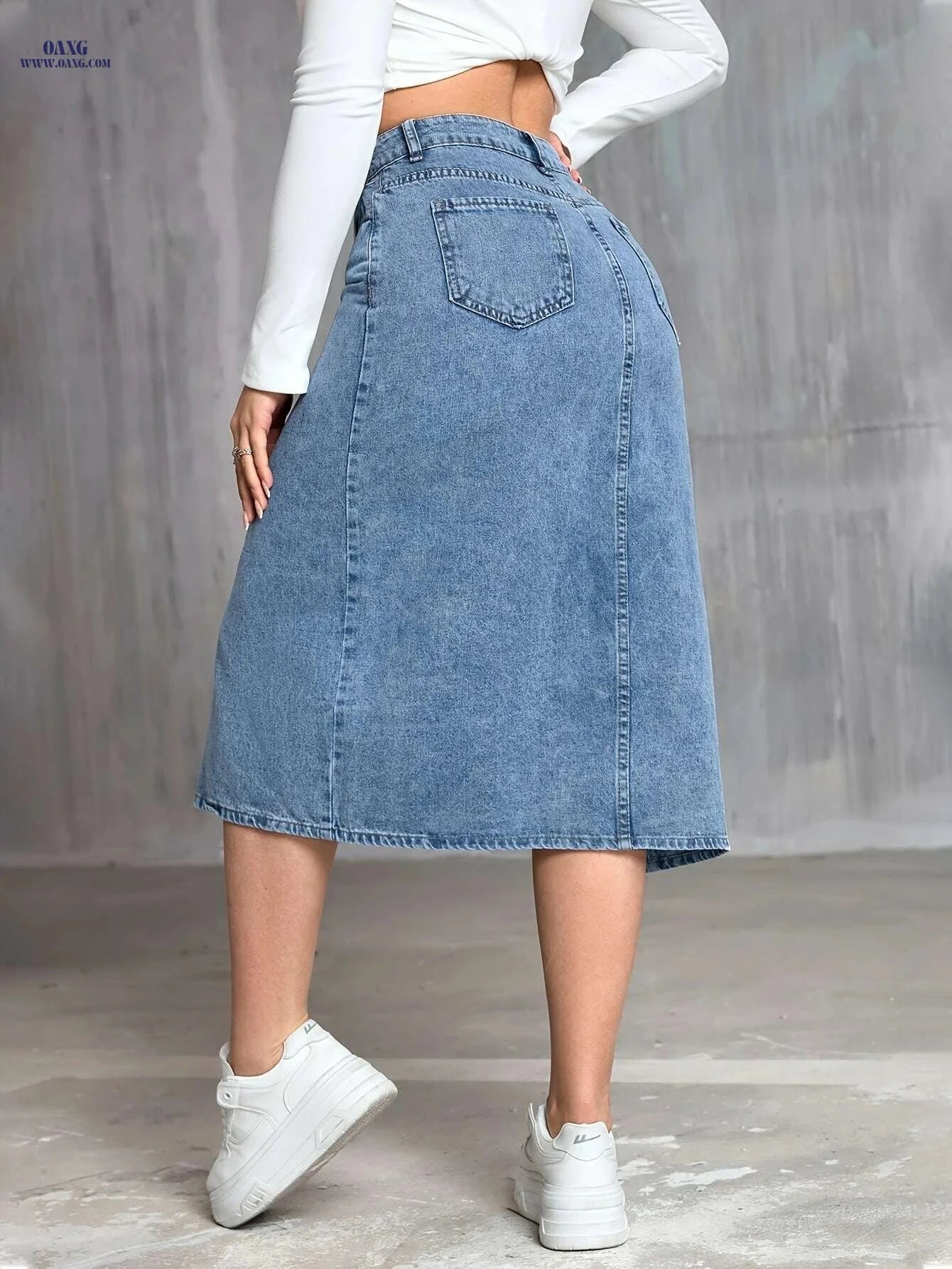 Elegant Women’s Casual Denim Skirt - Mid-Stretch, Side Slit Design   OAXG 