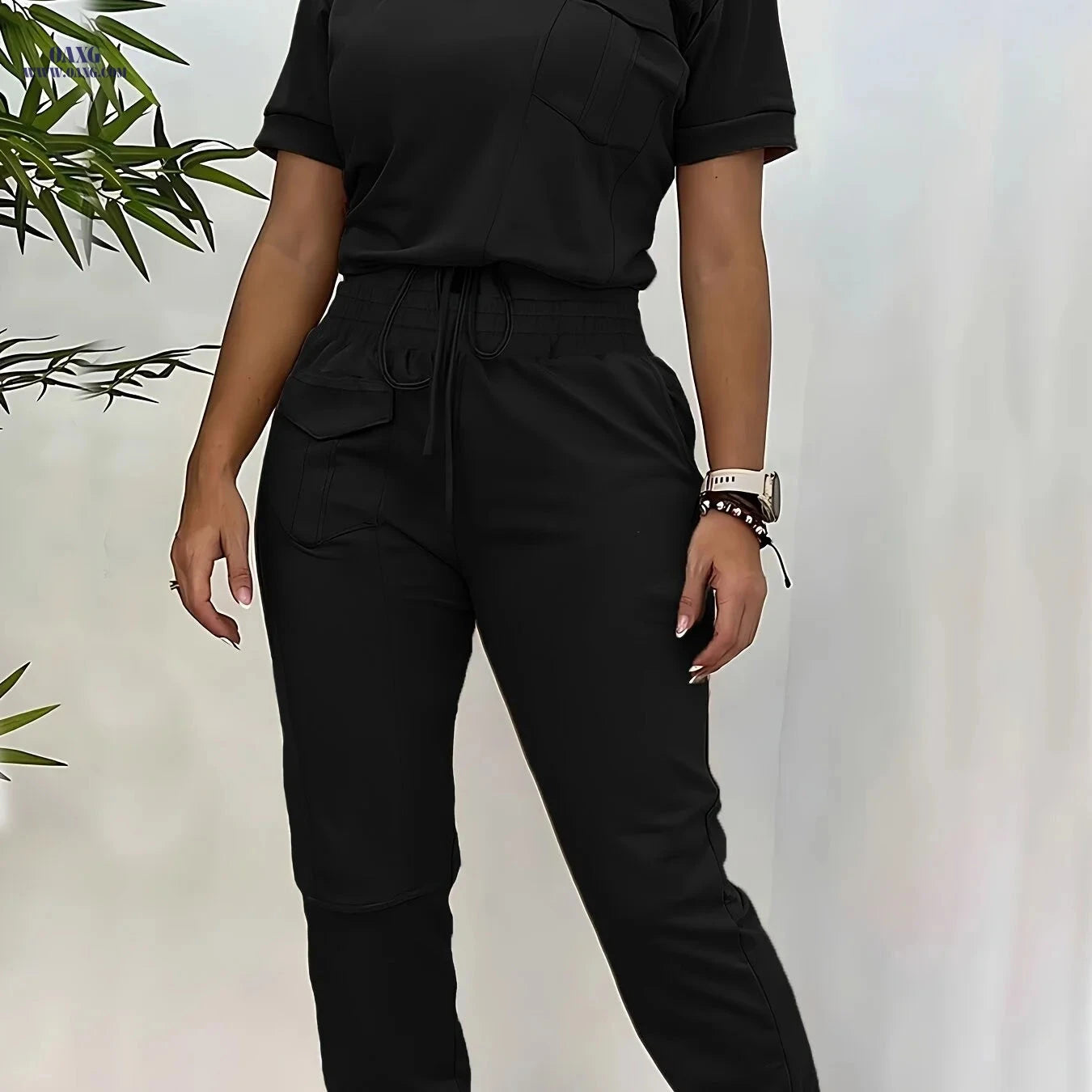 Elegant Women's Casual Two-Piece Set - Short Sleeve Top & Pants   OAXG 