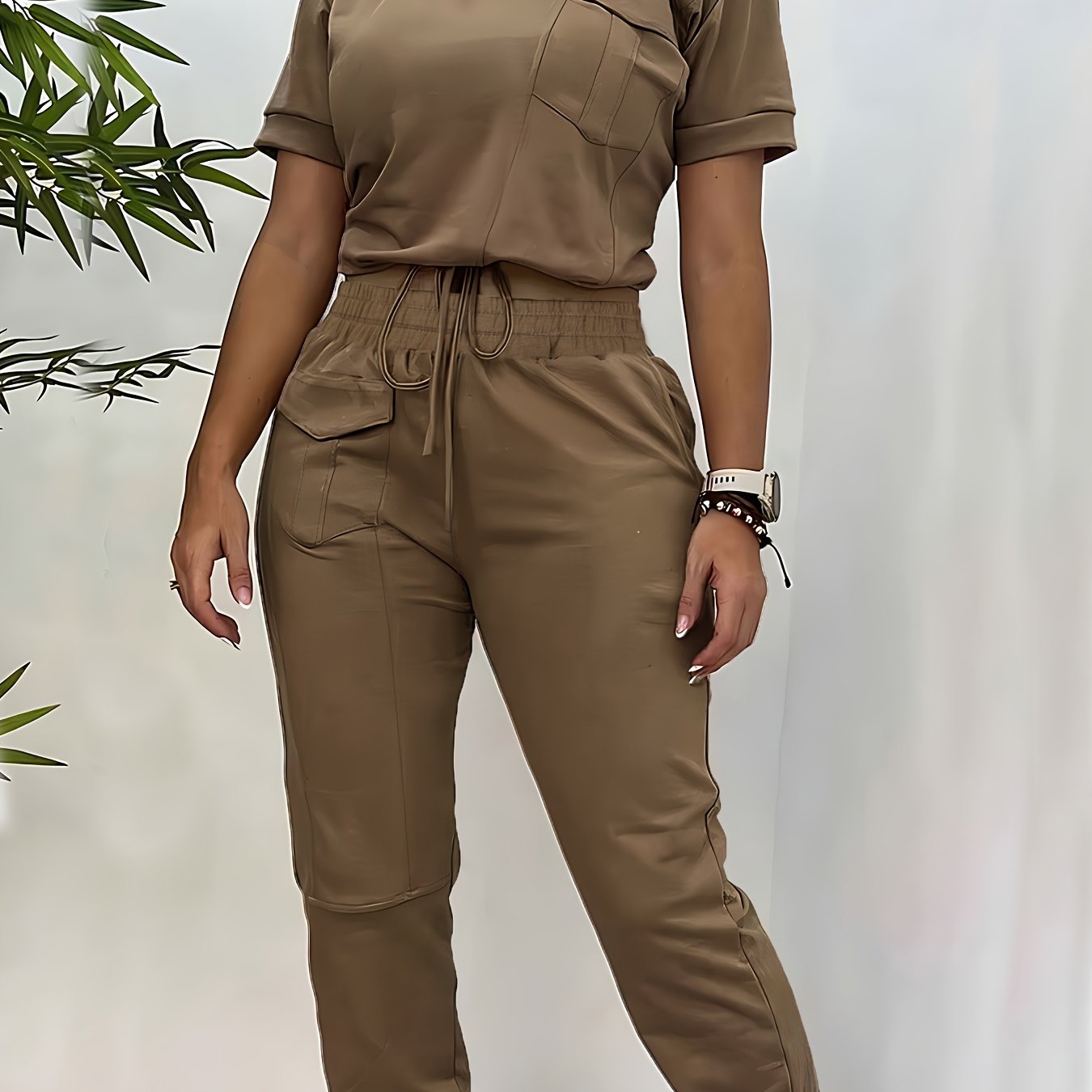 Elegant Women's Casual Two-Piece Set - Short Sleeve Top & Pants   OAXG 
