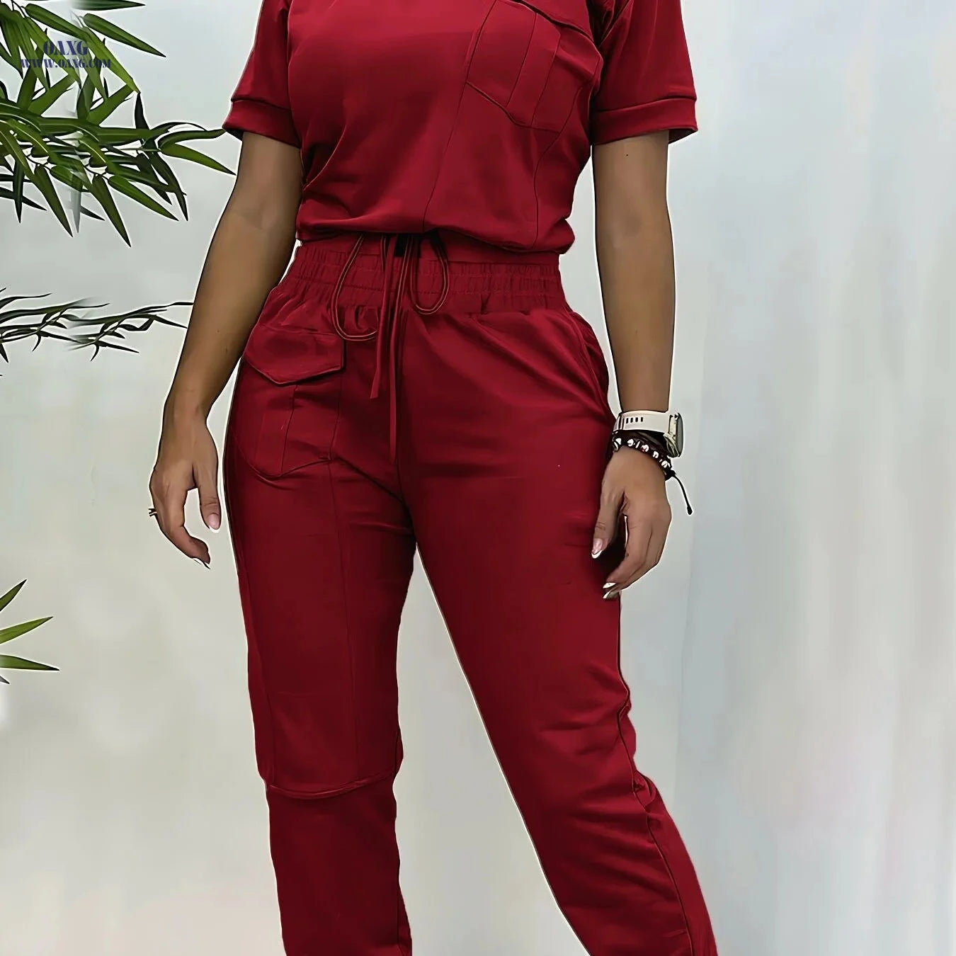 Elegant Women's Casual Two-Piece Set - Short Sleeve Top & Pants   OAXG 