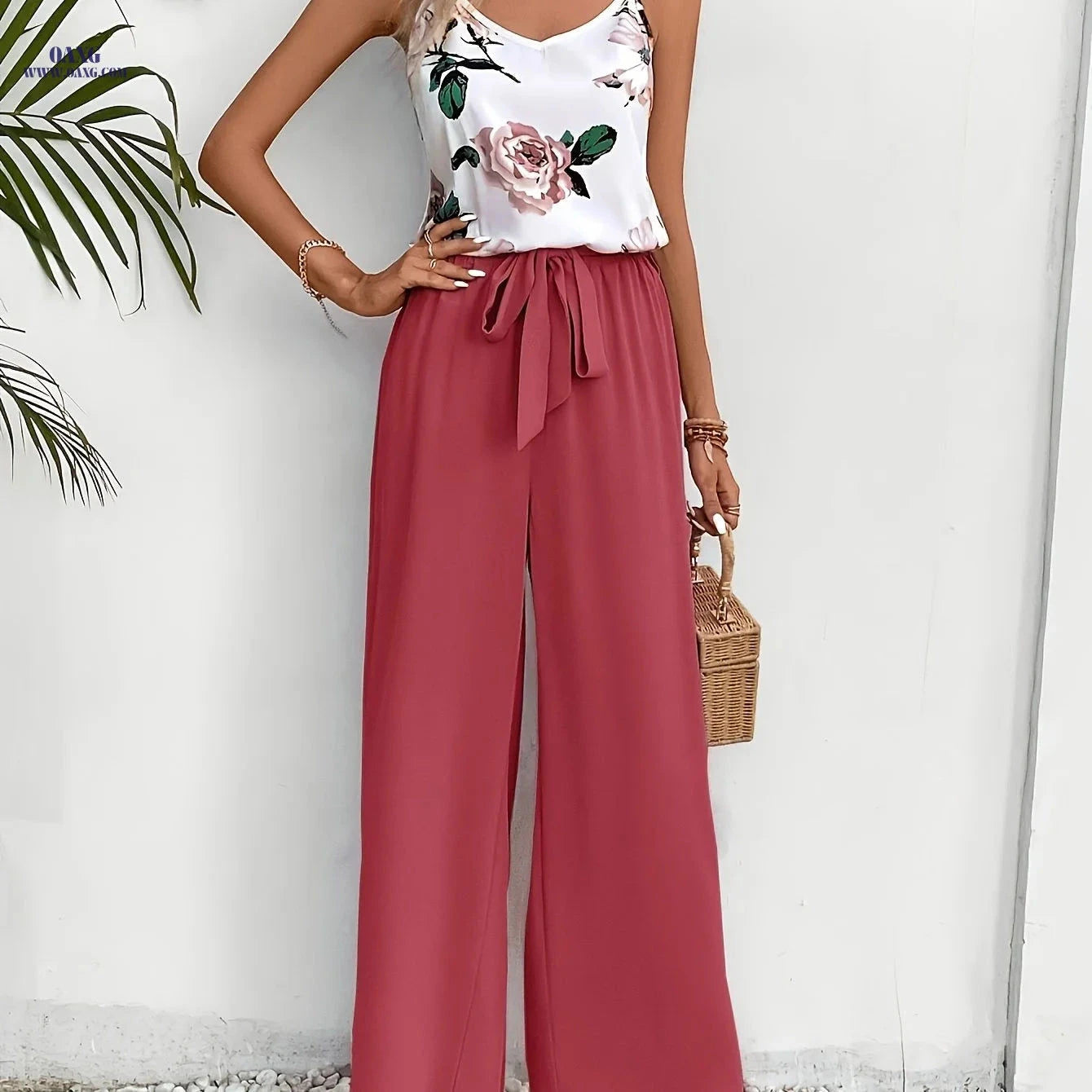 Elegant Women's Floral Camisole and Solid Pants Casual Set   OAXG 