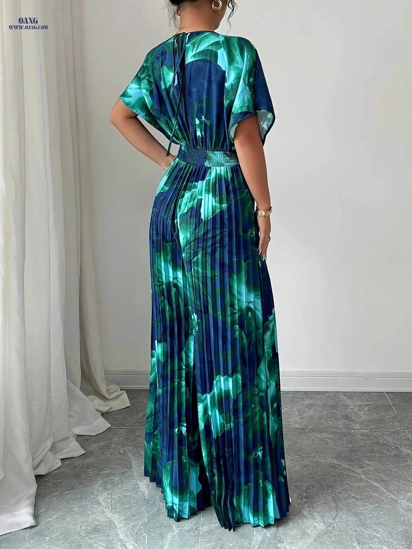 Elegant Women's Floral Print V-Neck Jumpsuit - Spring/Summer Style   OAXG 