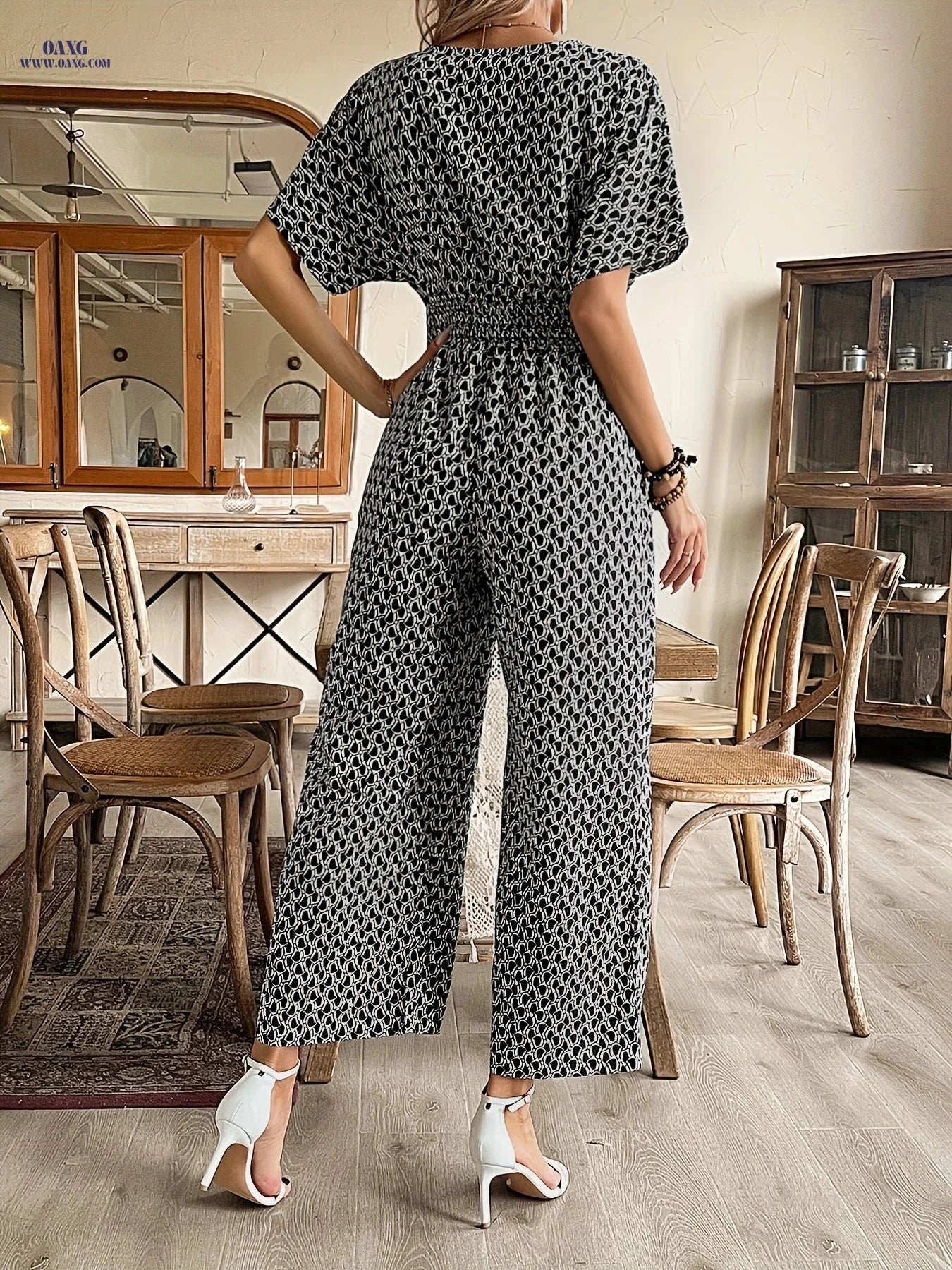 Elegant Women's Jumpsuit - Stylish V-Neck Design, All-Season Wear   OAXG Black / S