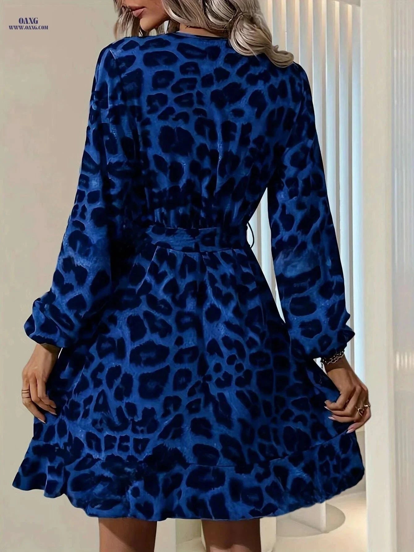 Elegant Women's Leopard Print Dress - Fit and Flare Style   OAXG Multicolor / S