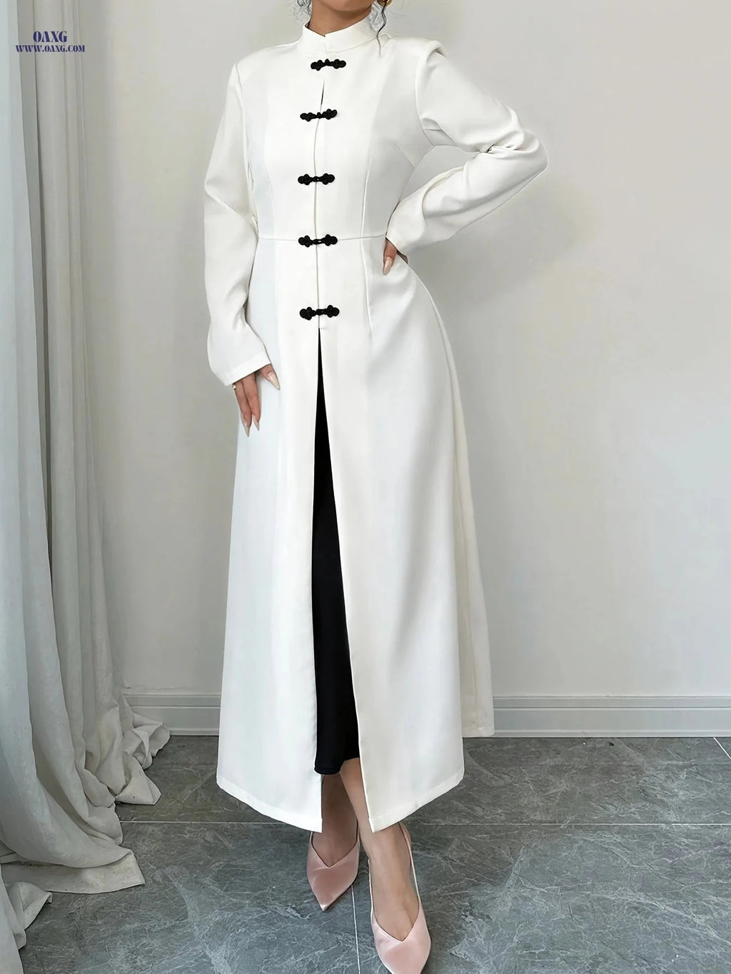 Elegant Women's Long Coat - Stand Collar & Contrasting Buttons   OAXG White / XS
