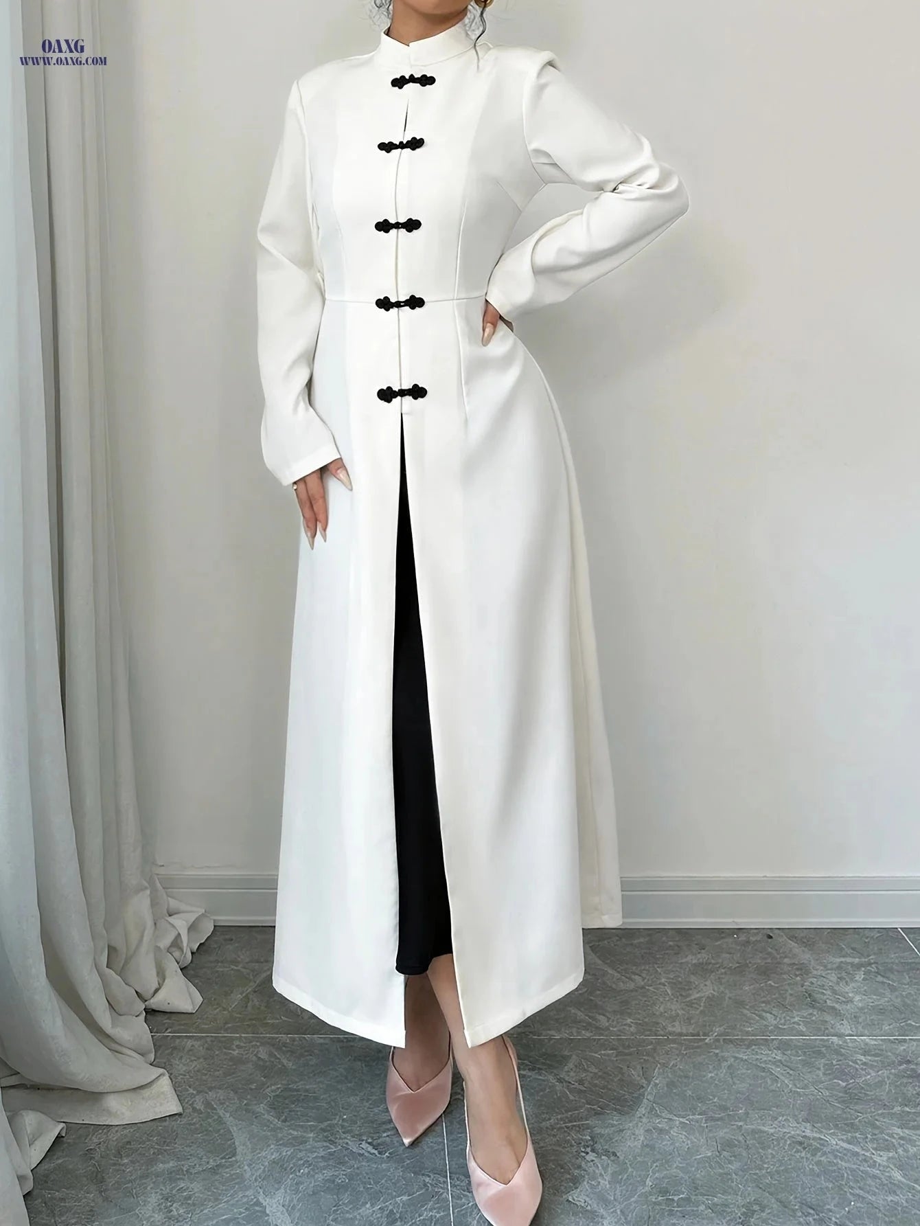Elegant Women's Long Coat - Stand Collar & Contrasting Buttons   OAXG White / XS
