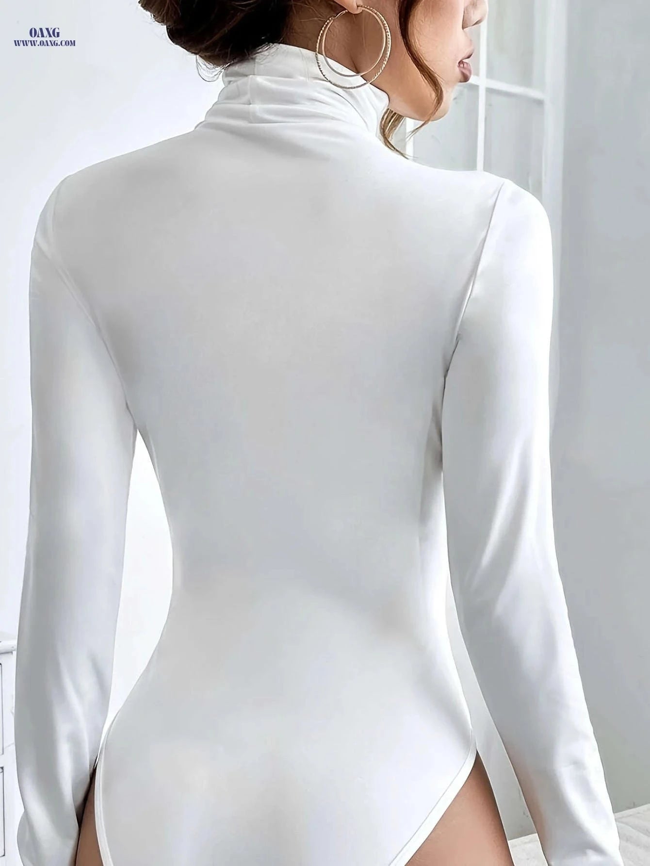 Elegant Women's Long Sleeve Bodysuit - Slim Fit, Soft Stretch Top   OAXG Black / S