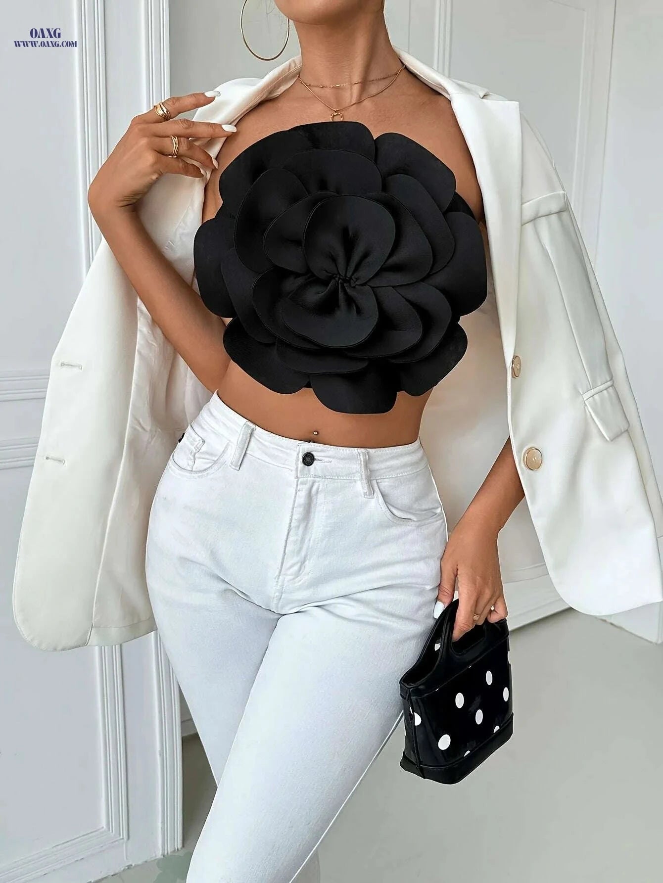 Elegant Women's Strapless Top - Large Flower Decoration for Spring   OAXG Milky / S