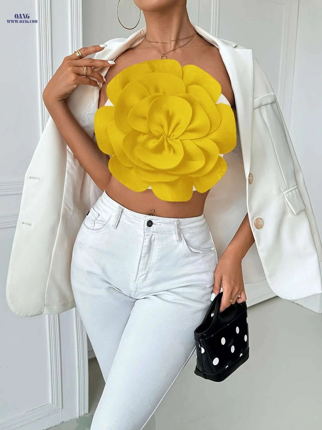 Elegant Women's Strapless Top - Large Flower Decoration for Spring   OAXG Milky / S