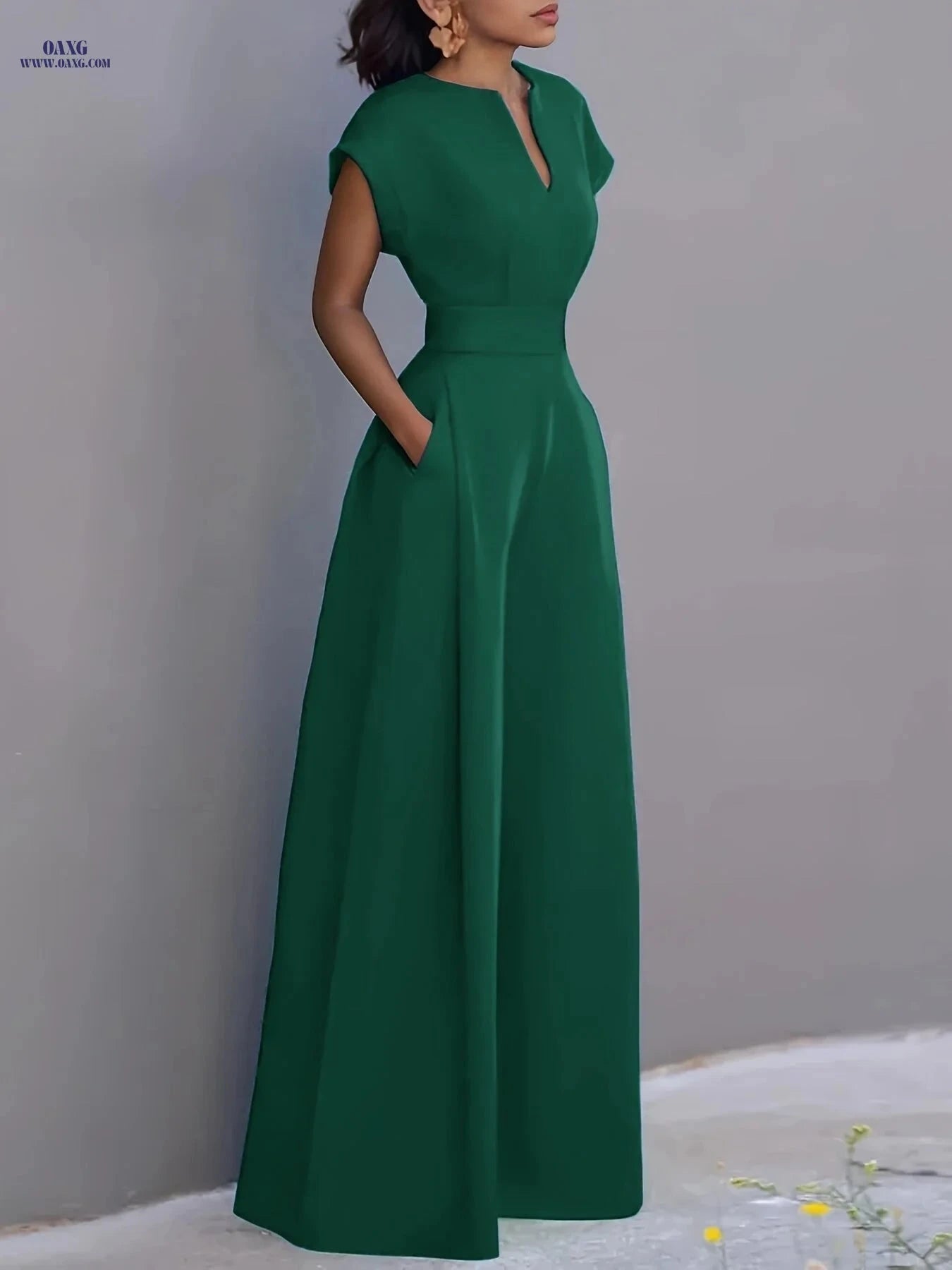 Elegant Women's V-Neck Jumpsuit - Solid Color, Casual Style   OAXG Black / S