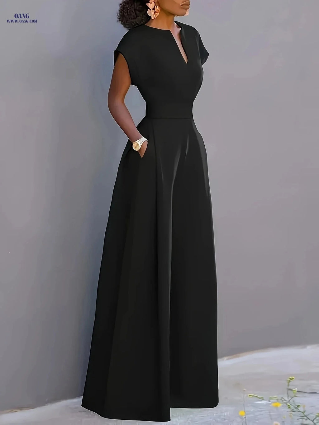 Elegant Women's V-Neck Jumpsuit - Solid Color, Casual Style   OAXG Black / S