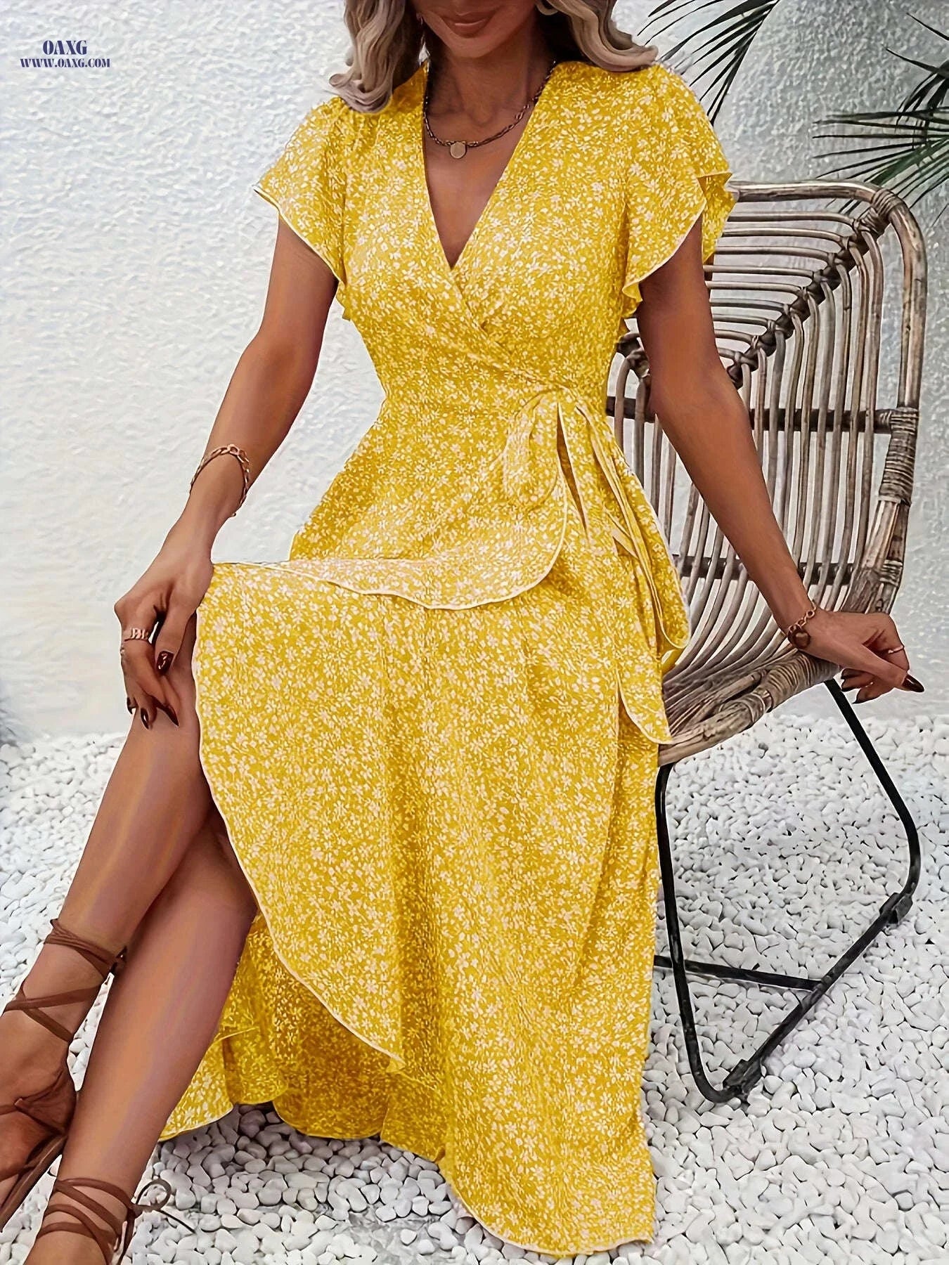 Elegant Women's V-Neck Short-Sleeve Dress - Floral Design for Spring   OAXG Peacock Blue / S