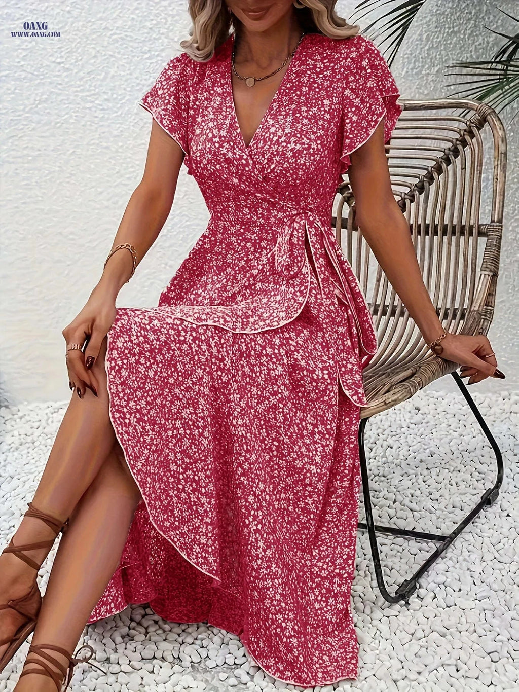 Elegant Women's V-Neck Short-Sleeve Dress - Floral Design for Spring   OAXG 
