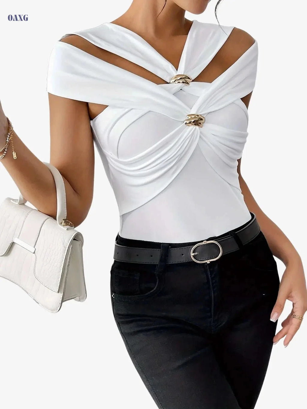 Elegant Women's White V-Neck T-Shirt - Chic Short Sleeve Design   OAXG 