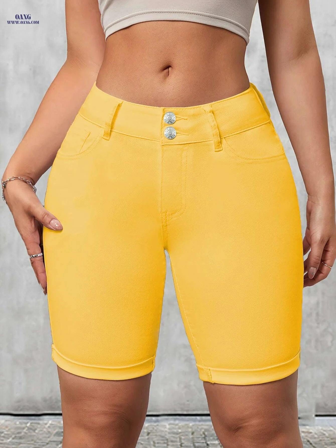 Elegant Women's Yellow Bermuda Shorts - Stretchy, Slim Fit, Pockets   OAXG 