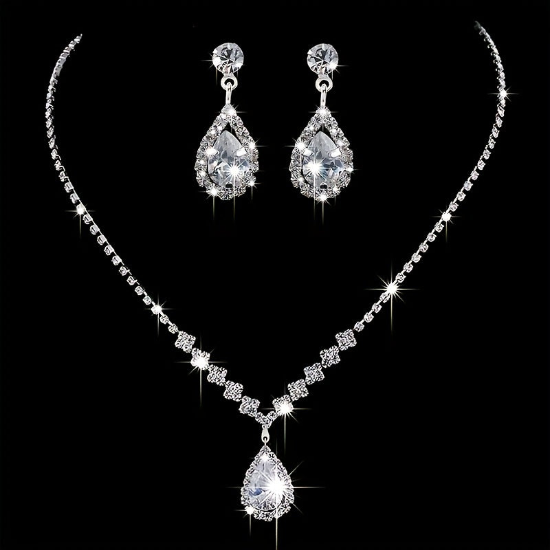 Ensemble de Bijoux en Rhinestones - Collier et Boucles d'Oreilles   OAXG Silvery