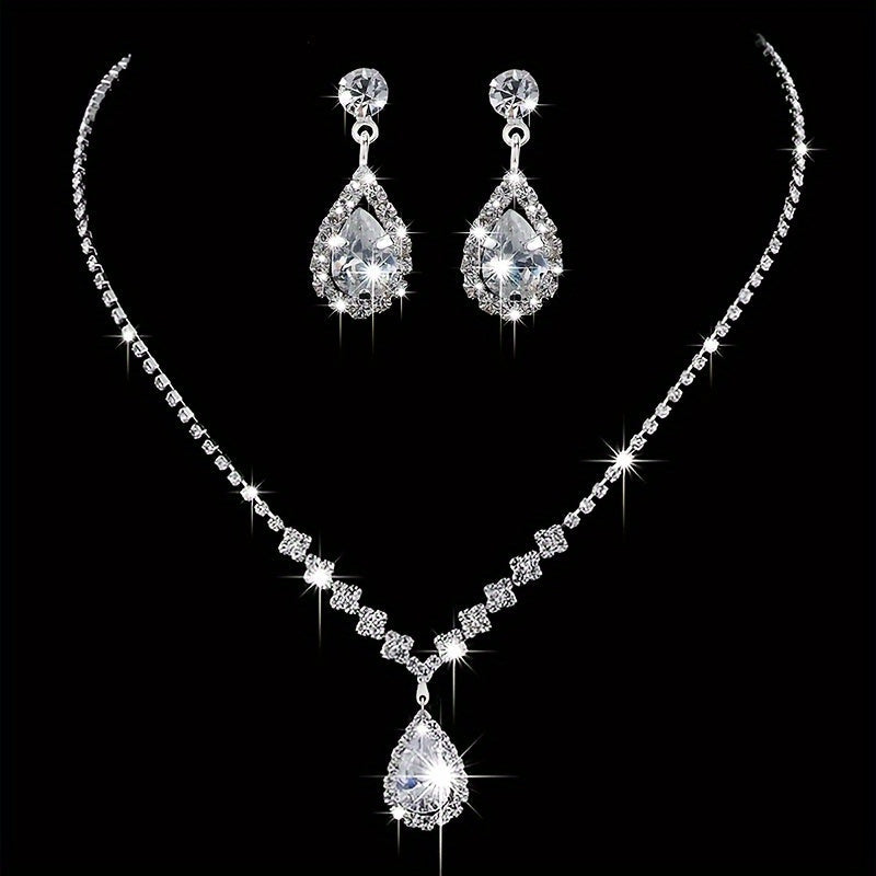 Ensemble de Bijoux en Rhinestones - Collier et Boucles d'Oreilles   OAXG Silvery