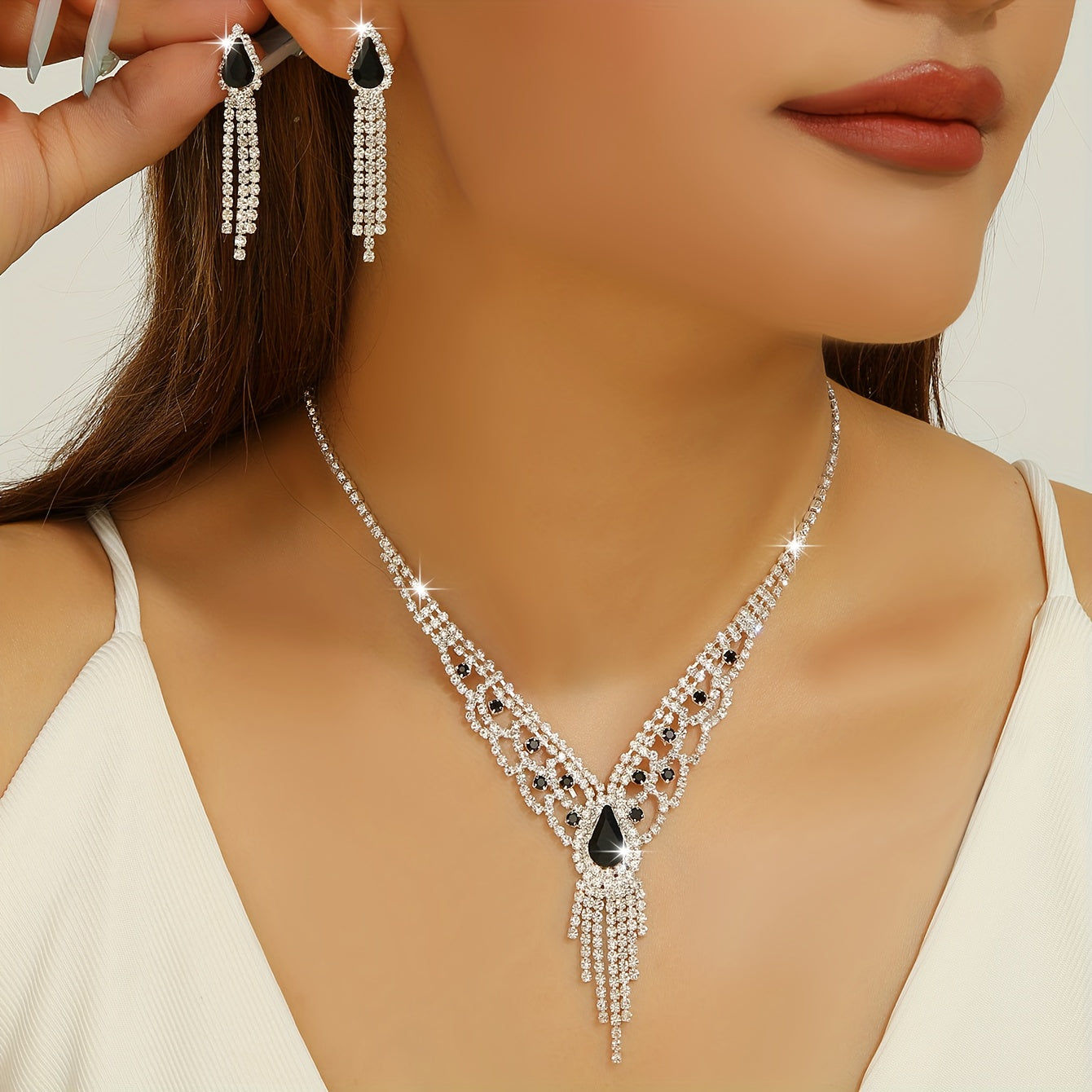 Ensemble de Bijoux Femme 3 pièces - Collier et Boucles d'Oreilles Élegants   OAXG 