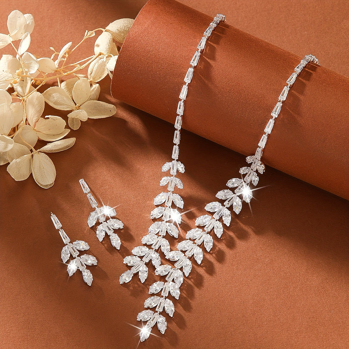 Ensemble de Bijoux Femme 3pcs - Zircon en Feuille Élégante   OAXG 