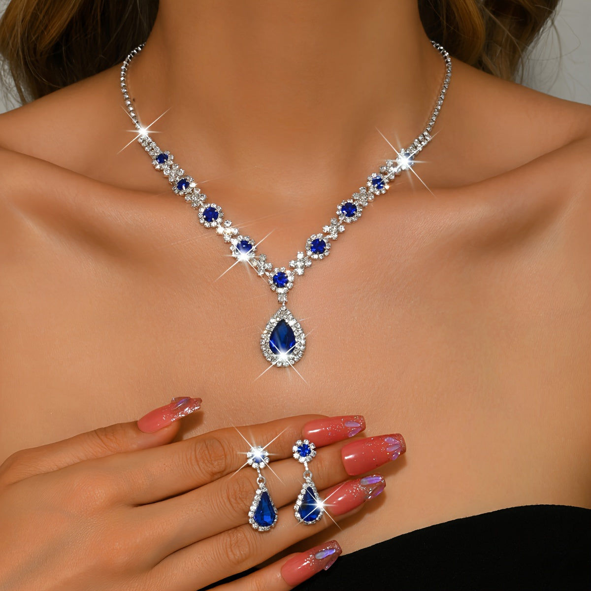 Ensemble de Luxe 2pcs - Collier et Boucles d'Oreilles Rhinestone   OAXG 