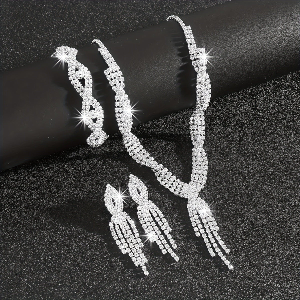 Ensemble Luxueux: Collier, Bracelet et Boucles d'Oreilles en Rhinestones   OAXG Three-piece Set Of Necklace, Bracelet And Earrings