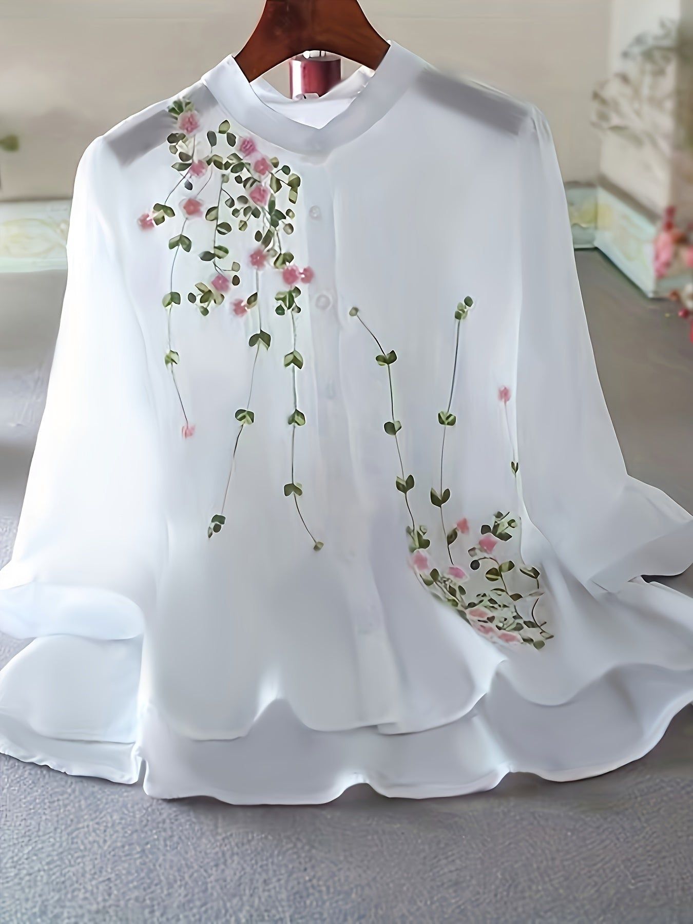 Fashionable Embroidered Short-Sleeve Shirt   OAXG White / XS